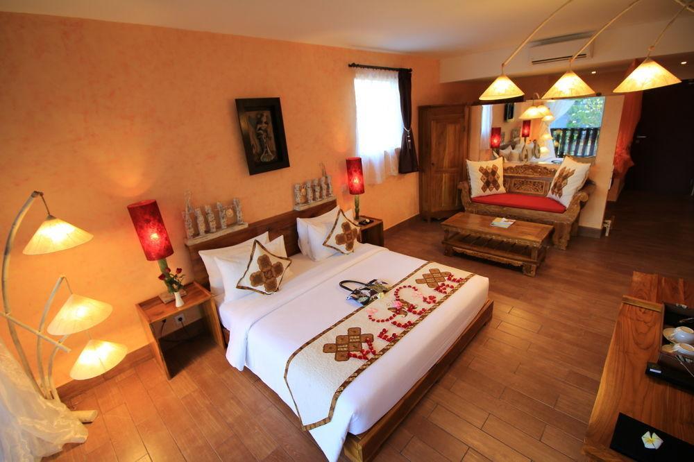 Petit Hotel Bali Убуд Екстериор снимка