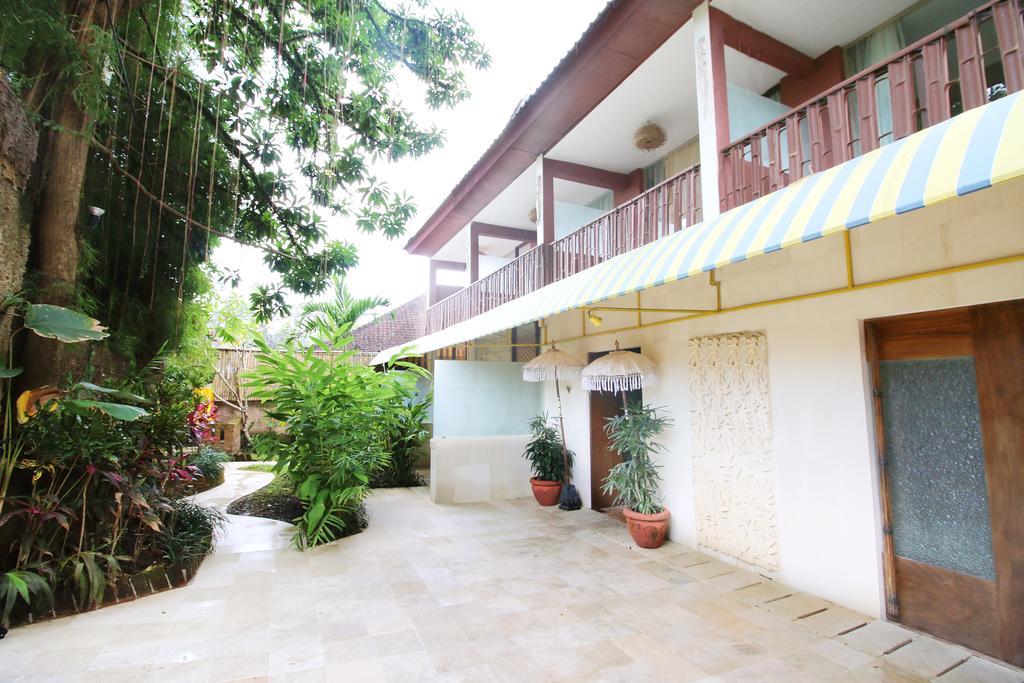 Petit Hotel Bali Убуд Екстериор снимка