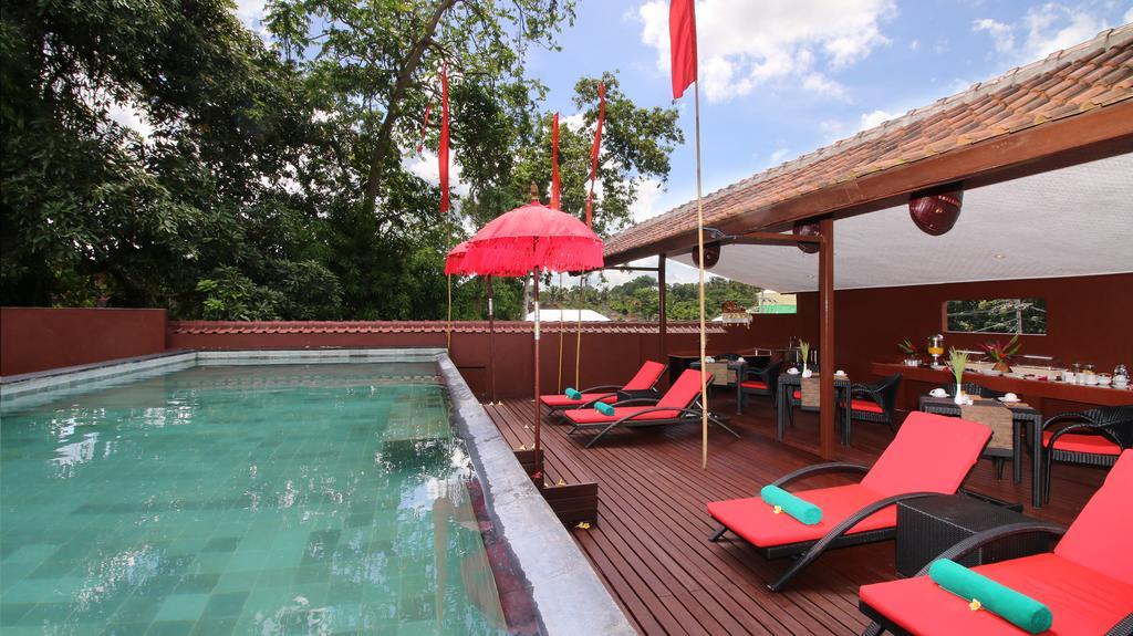 Petit Hotel Bali Убуд Екстериор снимка