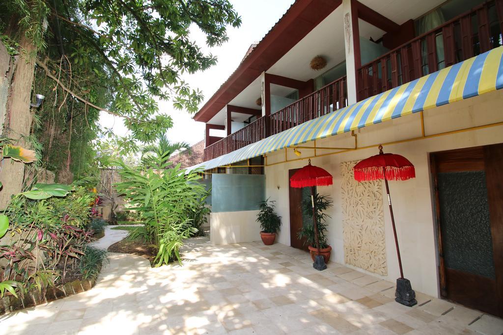 Petit Hotel Bali Убуд Екстериор снимка